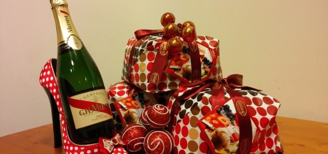 Confezione “Sodalizio” : panettone Scarpato e champagne Mum